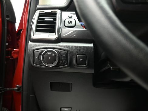 Certified 2020 Ford Ranger Lariat w/ Equipment Group 501A Mid RWD image 10