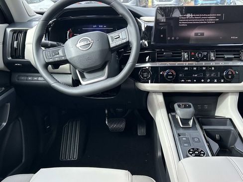 New 2026 Nissan Pathfinder SL w/ SL Premium Package AWD/4WD image 22