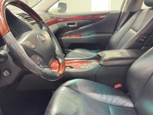 Used 2007 Lexus LS 460 RWD image 22