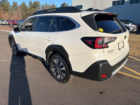 Used 2024 Subaru Outback Limited image 7