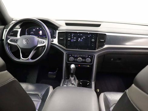 Used 2021 Volkswagen Atlas Cross Sport SEL Premium w/ Luggage Net & Mats Package image 6