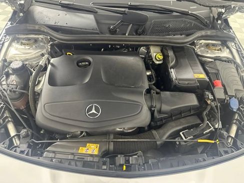 Used 2015 Mercedes-Benz CLA 250 image 10