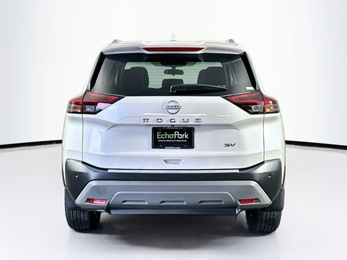 Used 2023 Nissan Rogue SV w/ SV Premium B Package FWD image 7