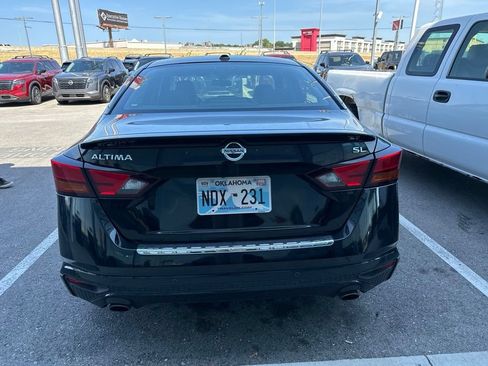 Used 2022 Nissan Altima 2.5 SL FWD image 5