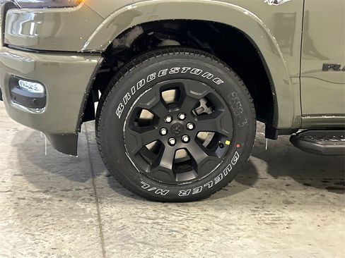 New 2026 RAM 1500 4x4 Crew Cab image 11