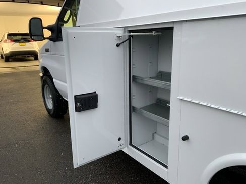 New 2025 Ford E-350 and Econoline 350 Super Duty w/ Power Equipment Group image 12