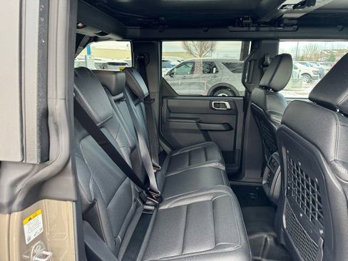 New 2025 Ford Bronco Big Bend w/ Black Diamond Package image 12