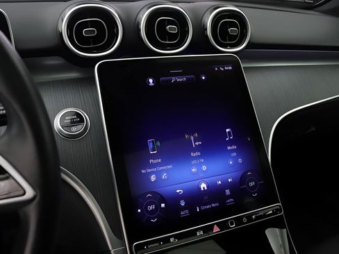 Used 2024 Mercedes-Benz C 300 Sedan image 8