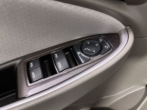 Used 2020 Chevrolet Malibu LS FWD image 24