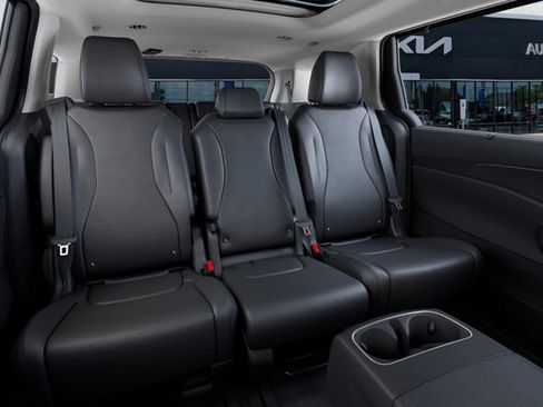 New 2025 Kia Carnival SX Prestige image 16