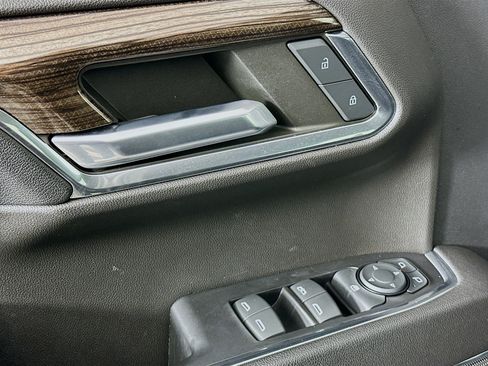 Used 2023 Chevrolet Silverado 1500 LT image 15