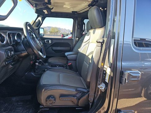 Used 2022 Jeep Wrangler Unlimited Rubicon 4xe AWD/4WD image 5