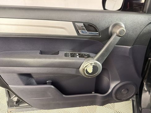Used 2010 Honda CR-V LX image 13