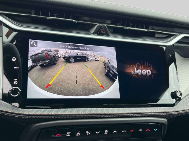 Used 2026 Jeep Cherokee Limited AWD/4WD image 27