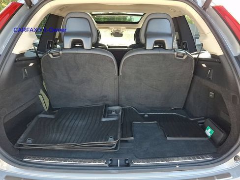 Certified 2024 Volvo XC90 T8 Plus w/ Protection Package Premier AWD/4WD image 32