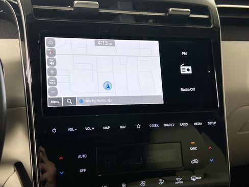 Used 2023 Hyundai Tucson Limited w/ Cargo Package image 13