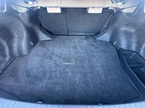 Used 2010 Toyota Corolla image 16