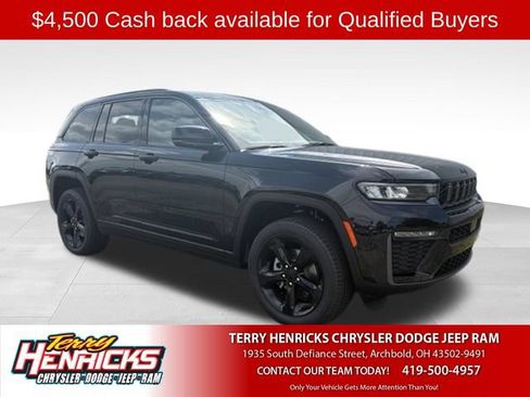 New 2026 Jeep Grand Cherokee Limited w/ Limited Altitude Package AWD/4WD image 1