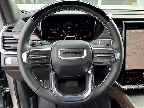 New 2026 GMC Acadia Denali Ultimate w/ LPO, Floor Liner Package FWD image 18