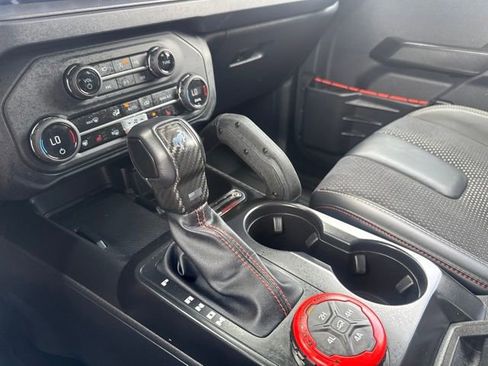 Used 2025 Ford Bronco Raptor AWD/4WD image 12