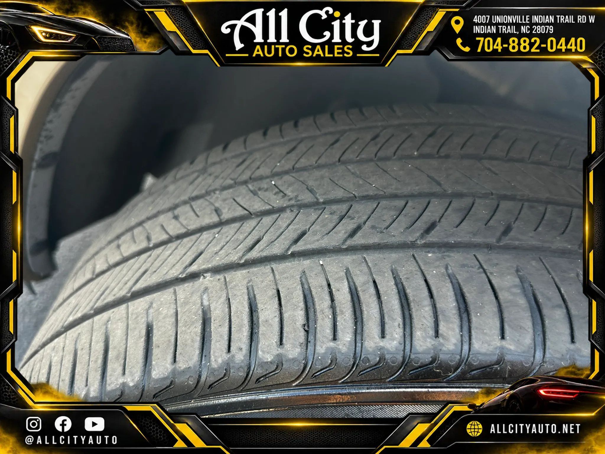 Used 2005 Cadillac CTS 3.6 w/ Preferred Equipment Group RWD image 46