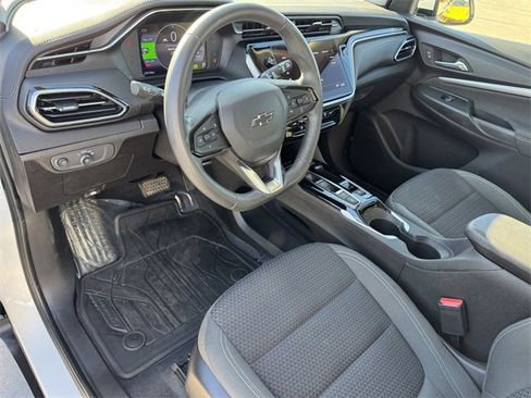 Certified 2023 Chevrolet Bolt EUV LT image 9