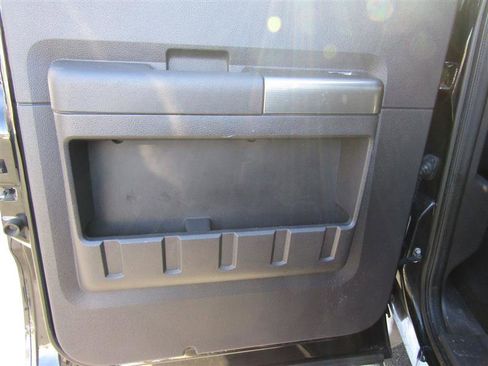 Used 2009 Ford F250 FX4 image 23