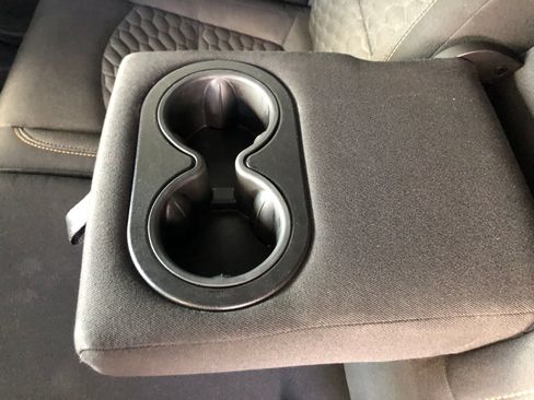 Used 2019 Chevrolet Equinox LT FWD image 15
