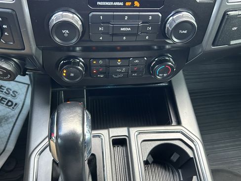 Used 2019 Ford F150 XLT w/ Equipment Group 302A Luxury image 32