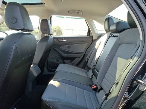 New 2026 Volkswagen Jetta SE image 6