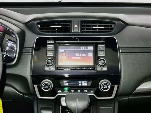 Used 2017 Honda CR-V LX image 11