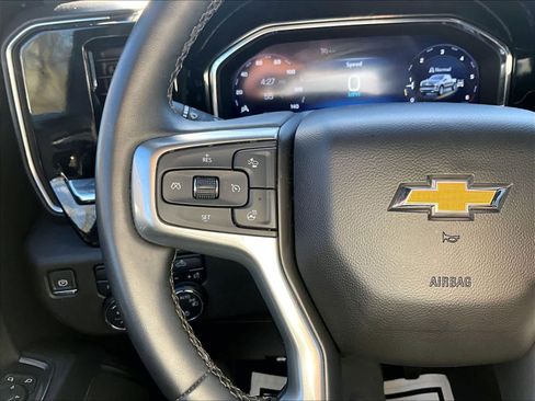 Used 2023 Chevrolet Silverado 1500 LT image 22