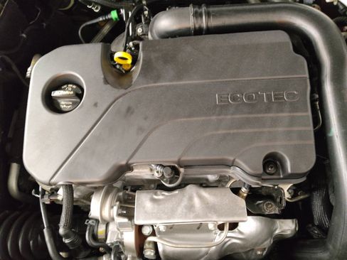 Used 2025 Chevrolet Malibu LT FWD image 30