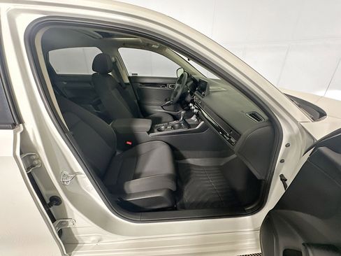 Used 2023 Honda Civic EX image 30