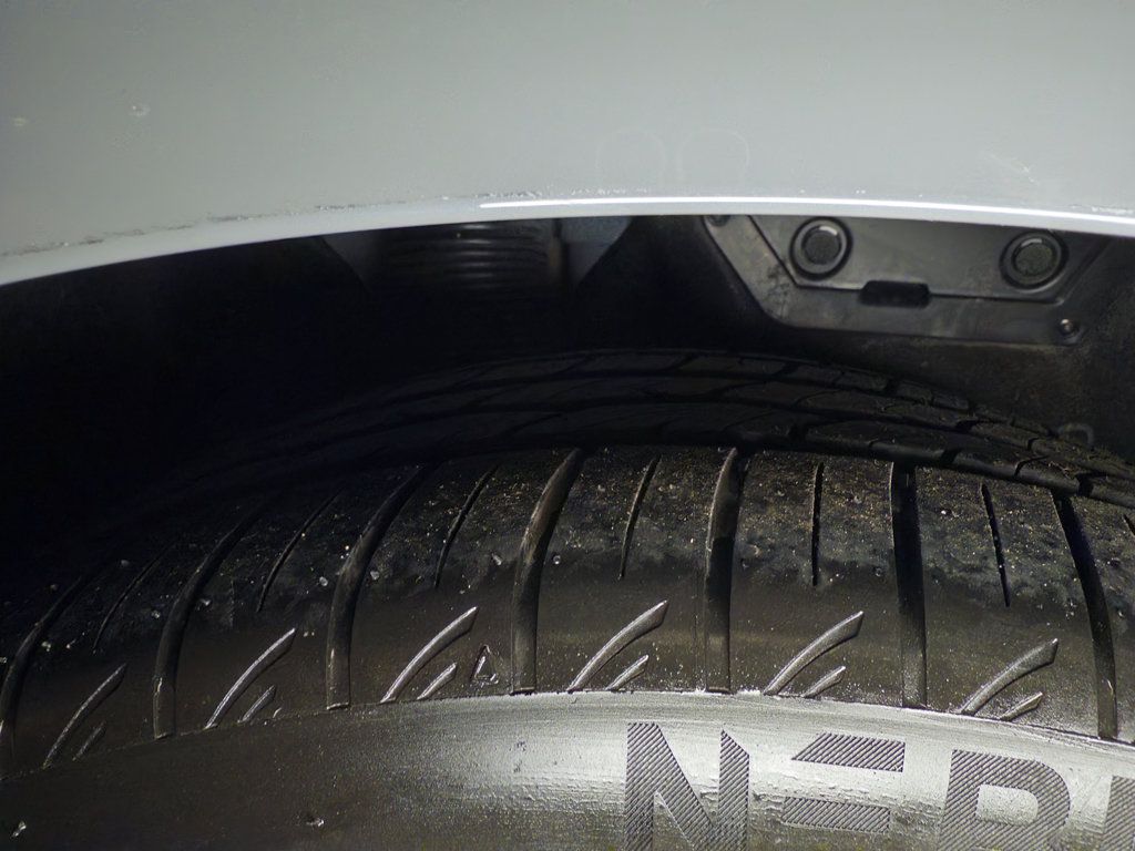 Used 2025 Hyundai Ioniq 6 SEL RWD image 37