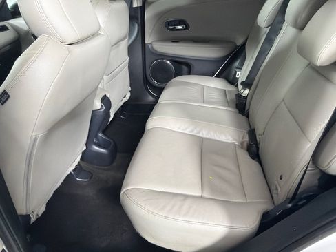 Used 2022 Honda HR-V EX-L image 19