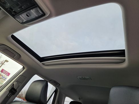 Used 2023 Toyota 4Runner Limited image 16