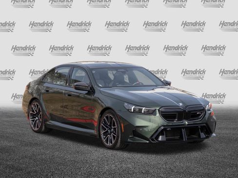 Used 2025 BMW M5 w/ Carbon Package image 5
