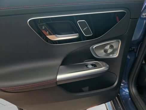 New 2026 Mercedes-Benz C 43 AMG 4MATIC Sedan image 12