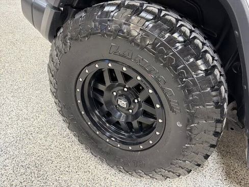 Used 2020 Jeep Wrangler Unlimited Sahara AWD/4WD image 65