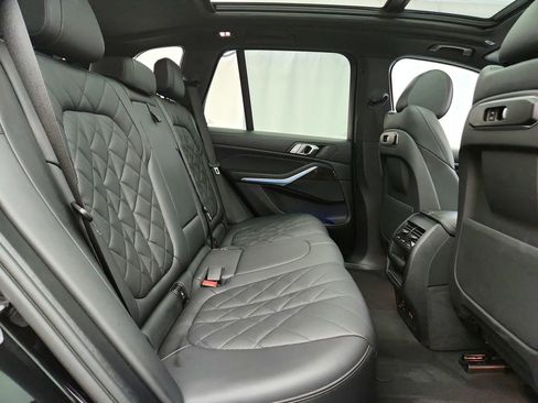 Used 2024 BMW X5 xDrive40i AWD/4WD image 30