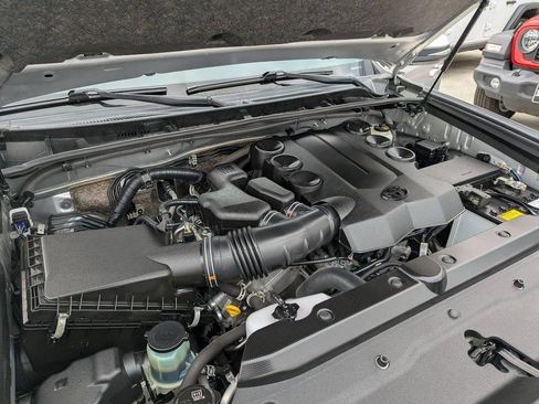 Used 2022 Toyota 4Runner SR5 Premium w/ Moonroof Package image 32