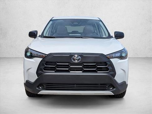 Used 2026 Toyota Corolla Cross L FWD image 2