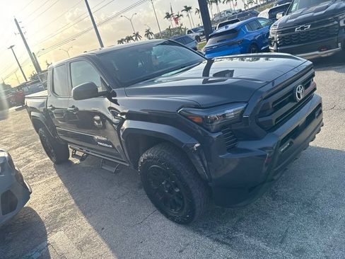 Used 2025 Toyota Tacoma SR5 RWD image 2