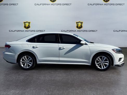 Used 2020 Volkswagen Passat 2.0T SE w/ Sunroof Package FWD image 6