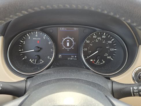 Used 2019 Nissan Rogue SL image 28