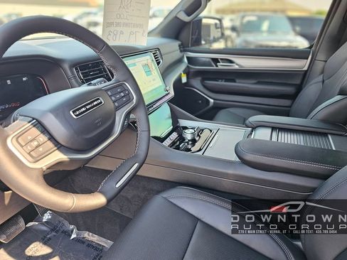 New 2026 Jeep Grand Wagoneer L Limited w/ Convenience Group I AWD/4WD image 20