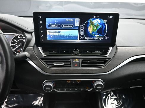 Used 2023 Nissan Altima 2.5 SL image 13