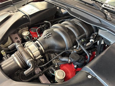 Used 2015 Maserati GranTurismo Convertible RWD image 56