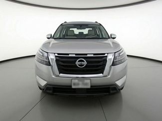 Used 2025 Nissan Pathfinder SV video 1
